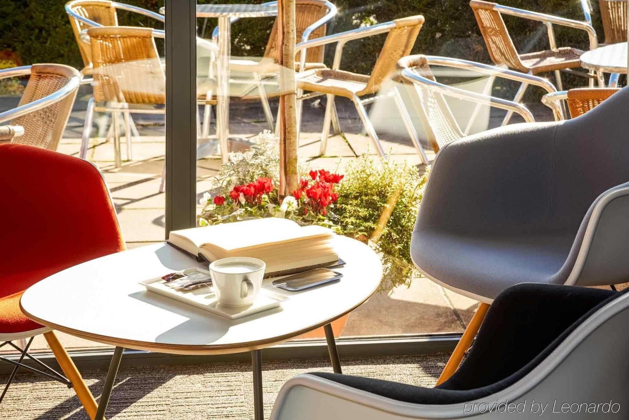 Ibis London Luton Airport Hotel Exterior photo